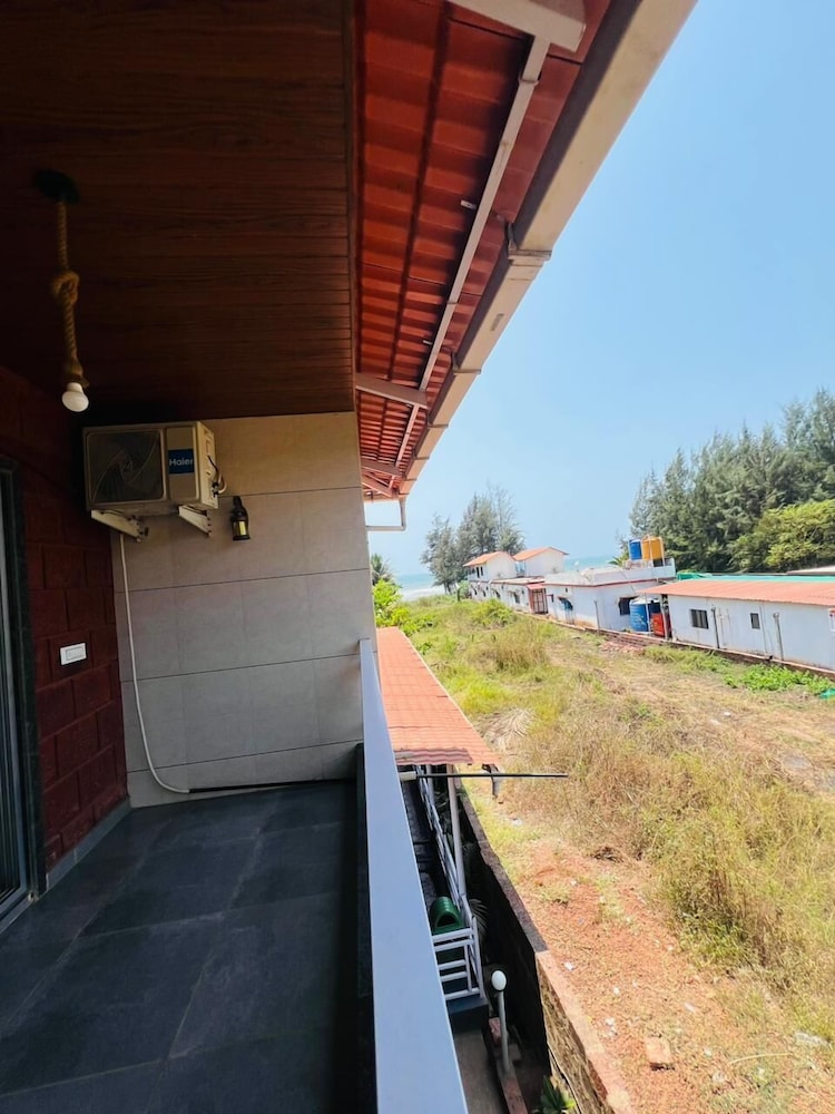 Maitri Beach Resort