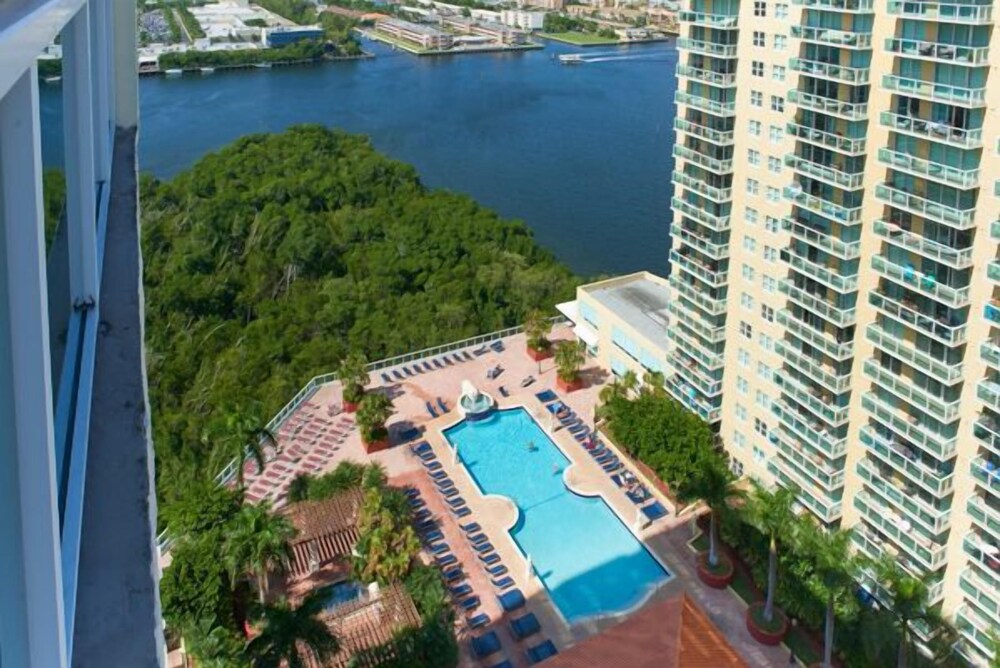 Intracoastal by Spiaggia Apart Residence