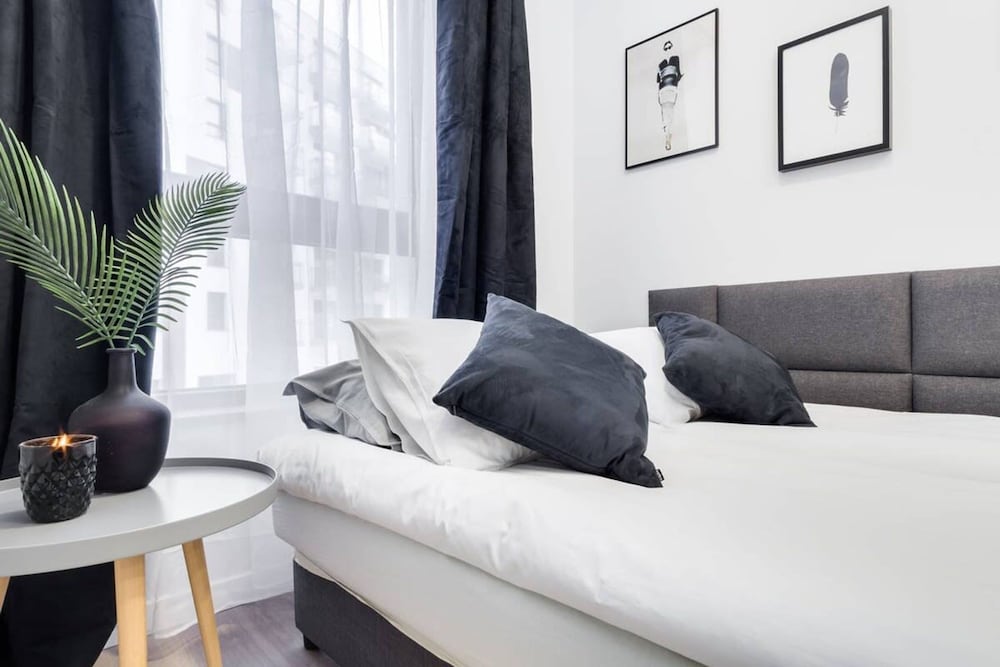 Modern Apartment Close to the Old Town view 4
