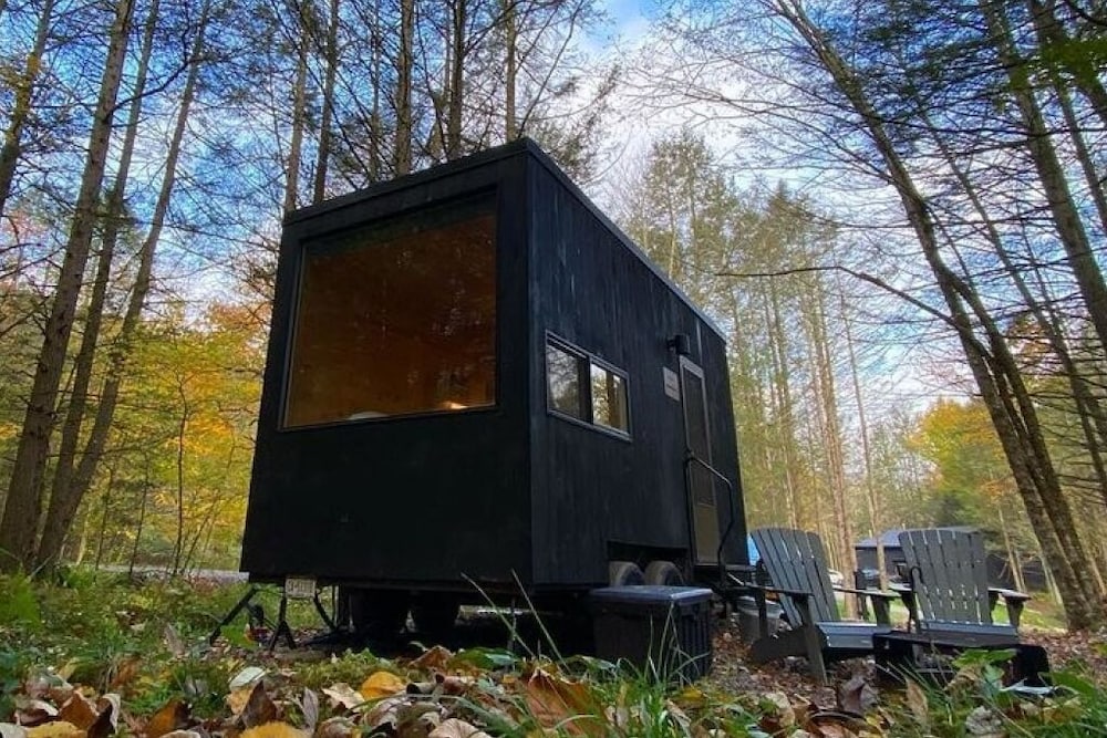 Postcard Cabins Shenandoah North, Outdoor Collection by Marriott Bonvoy