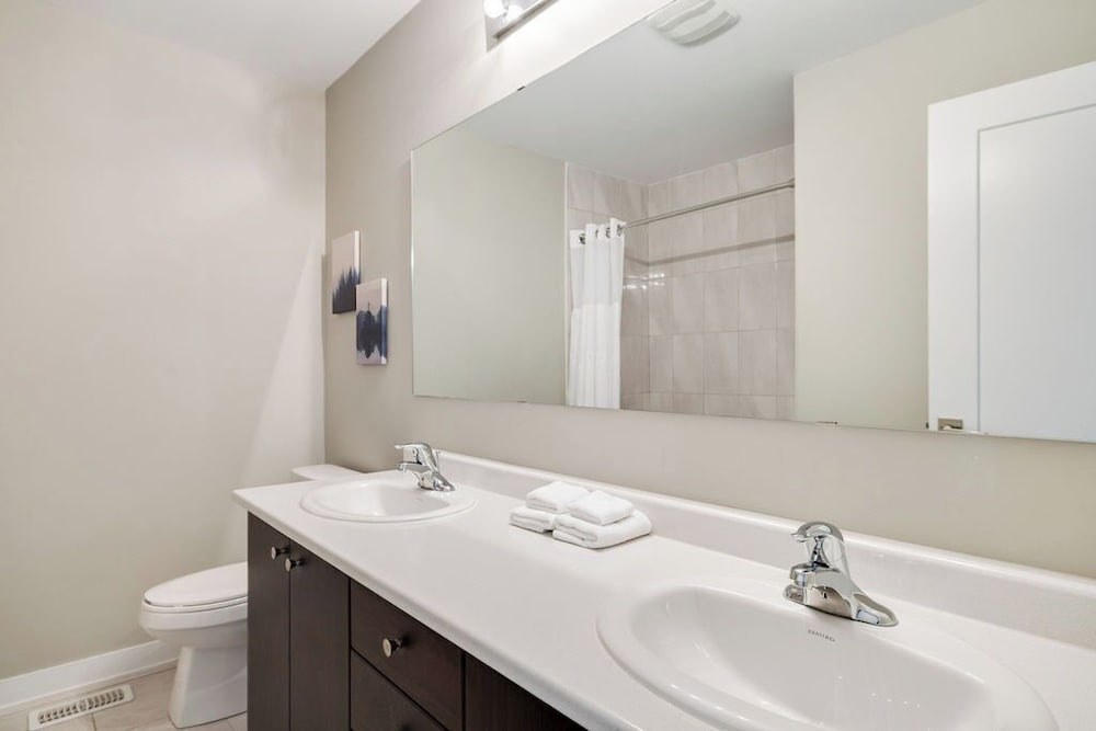 Crosswinds Townhomes