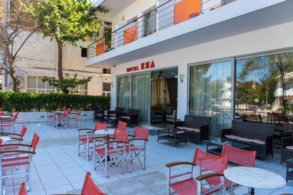 HOTEL ENA