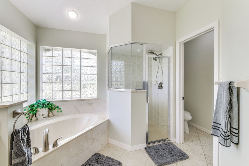 12 Mi to Gulf: Port Charlotte Home w/ Boat Dock