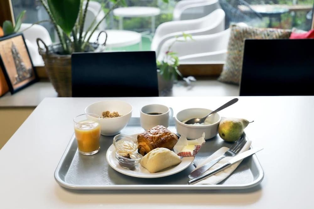 Auberge de Jeunesse Paris HI Yves Robert