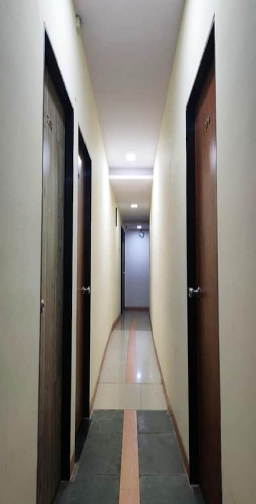 HOTEL Sai Leela Residency