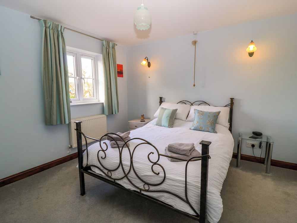 Oakmead view 3
