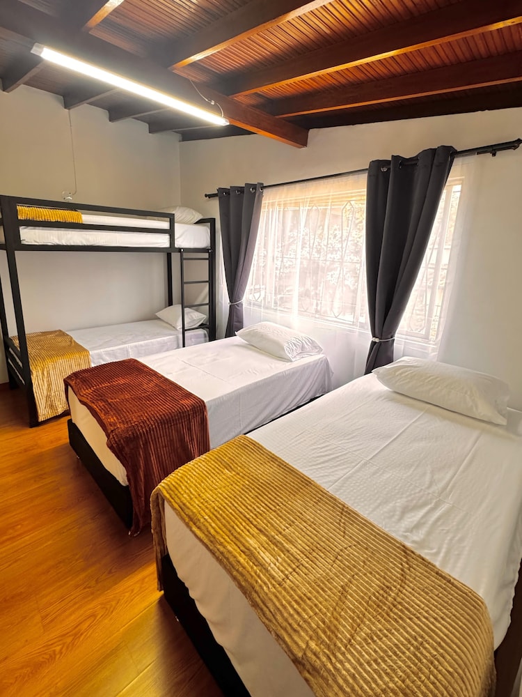 Hostal Galería de la Montaña