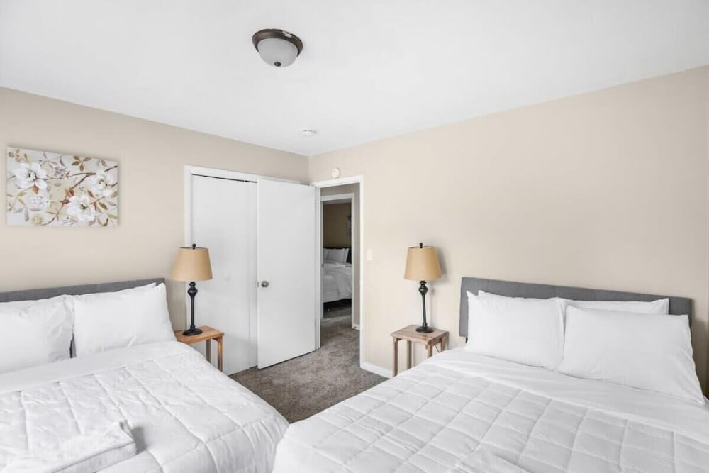 Miami Family Friendly in Forestdale