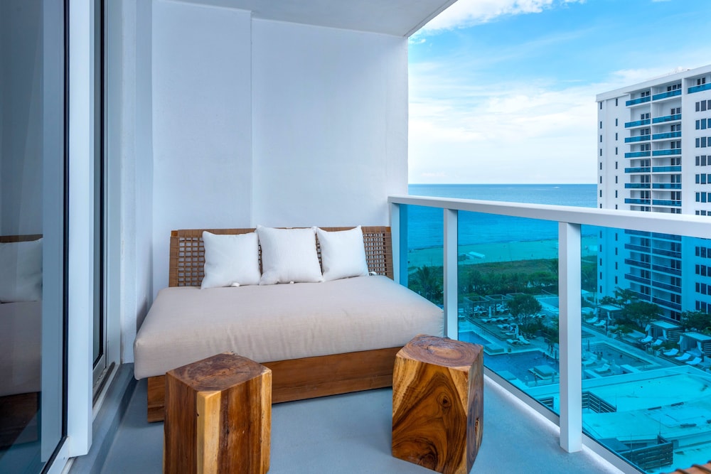 Luxury Vacation Rentals at 1 Hotel & Homes by LRMB