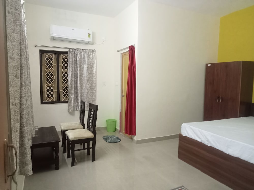 ASHOK NANDINI GUEST HOUSE