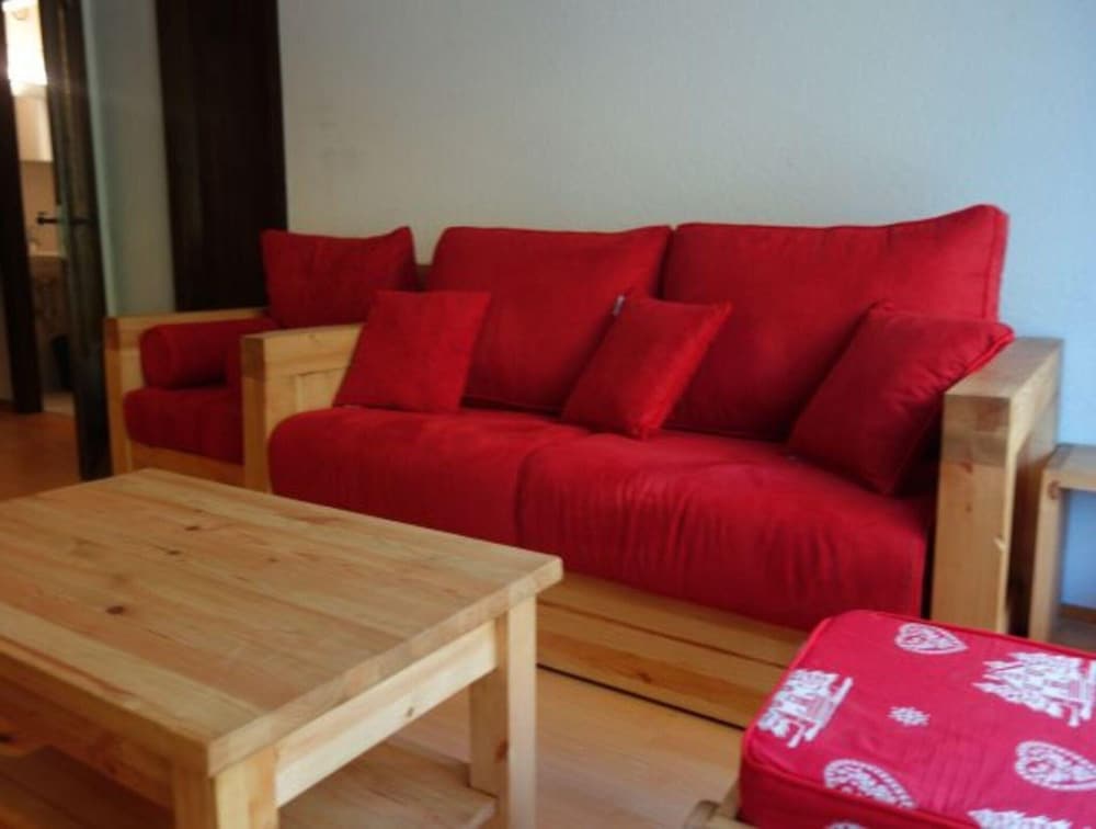Cozy Apartment With Rhone Valley View