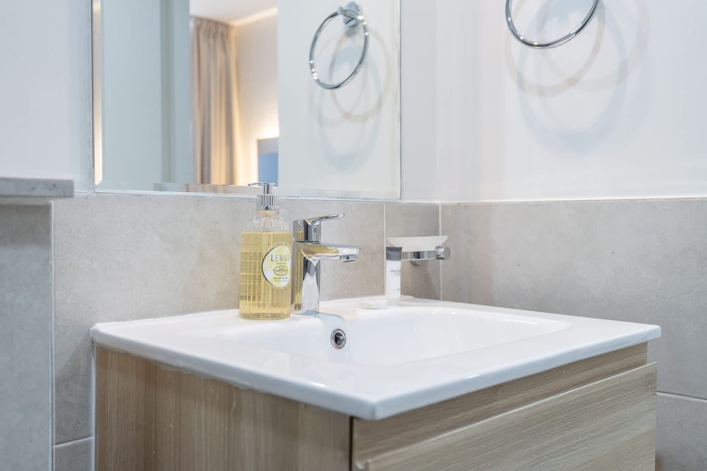Dazzling 1 Bedroom in Golf Vita With Stunning View