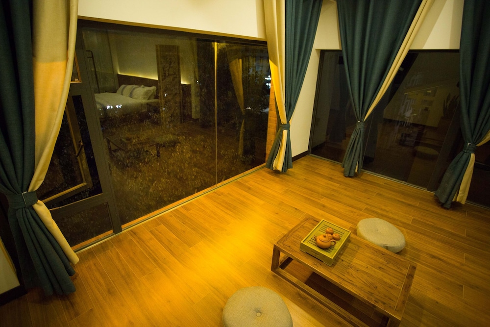 Jingshuihuajian Boutique Inn