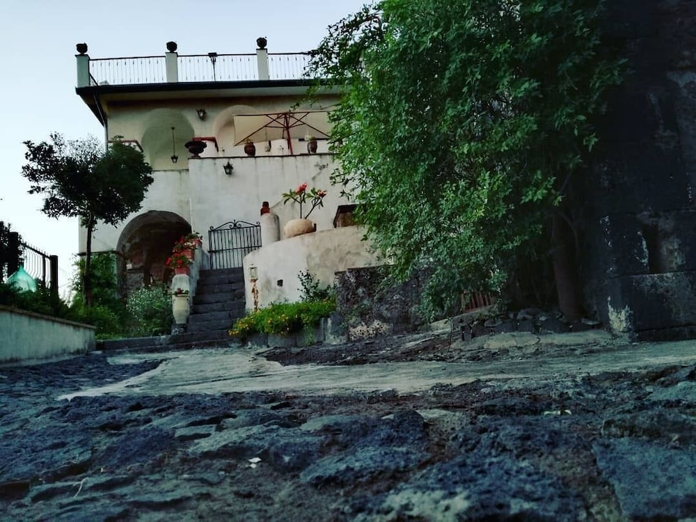 Petralava Etna B&B