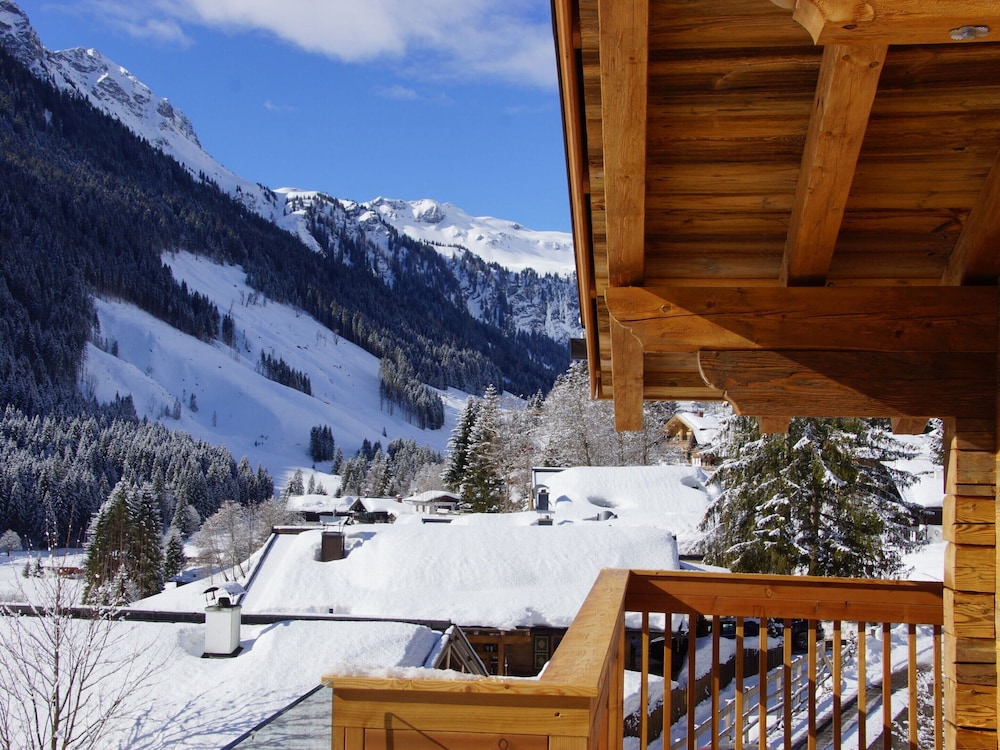 Chalet in Saalbach With Panoramic Sauna