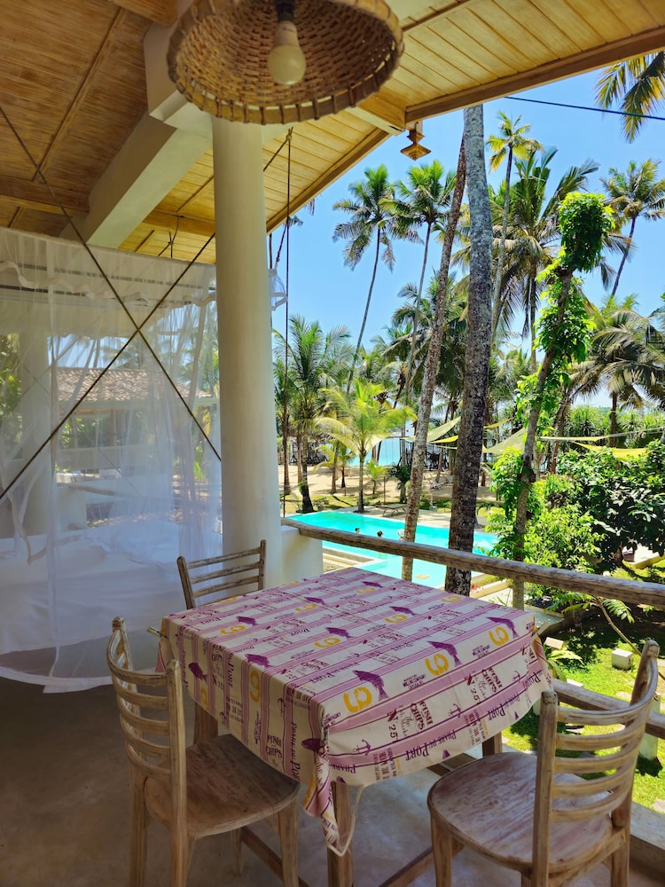 Deep Blue Sea Rental Villa