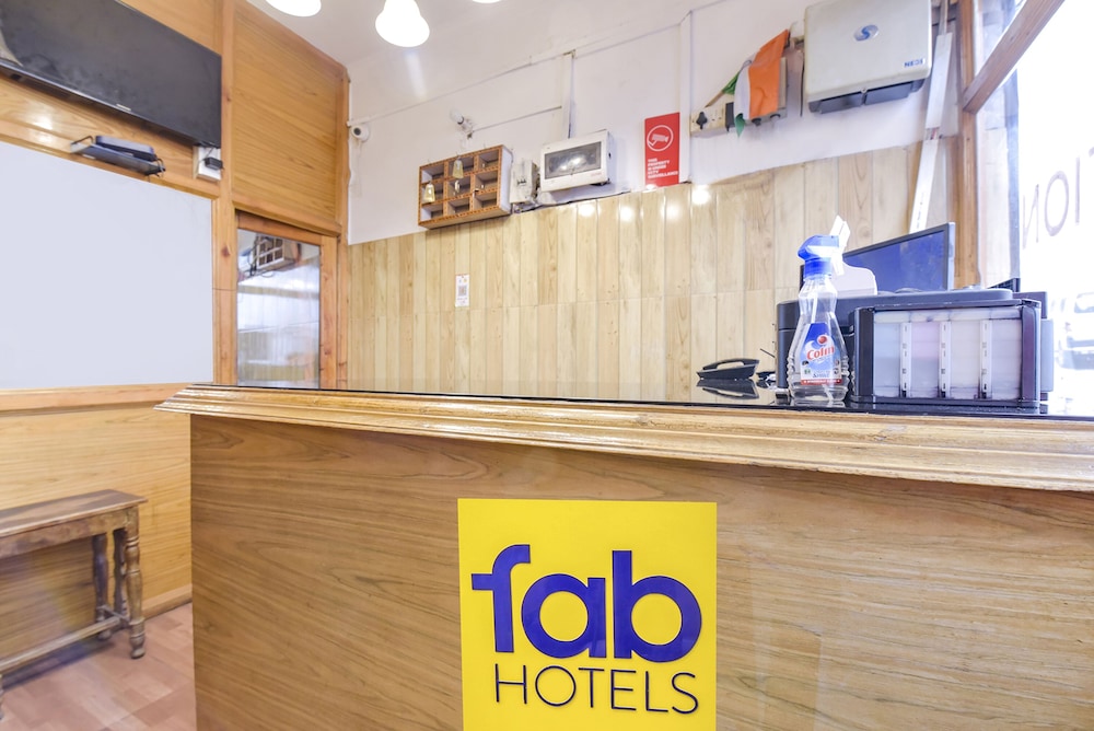 Lobby & Reception