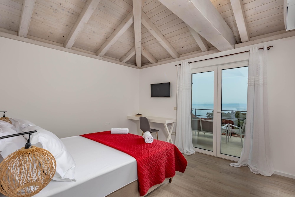 Luxury Villa Dana Indoor Pool and Sauna