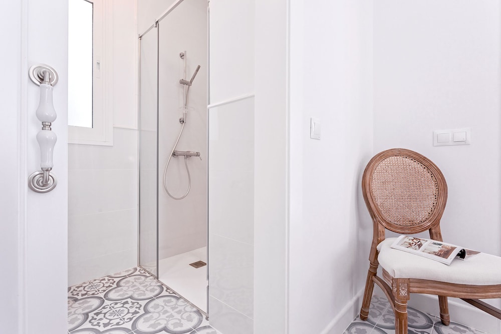 Exclusive 2 bd in the Center of Málaga. Marín García VI