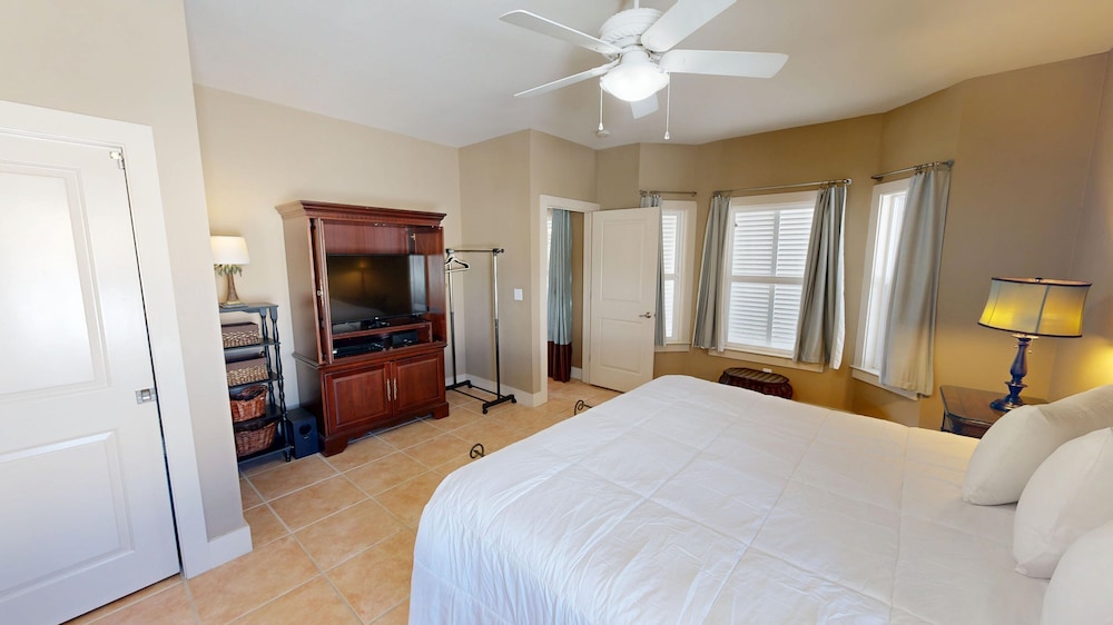 1 Cozy Cove 3 Bedroom Home