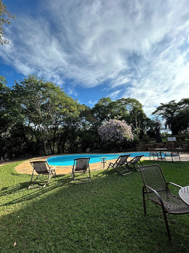 Pousada Fazenda Monjolos