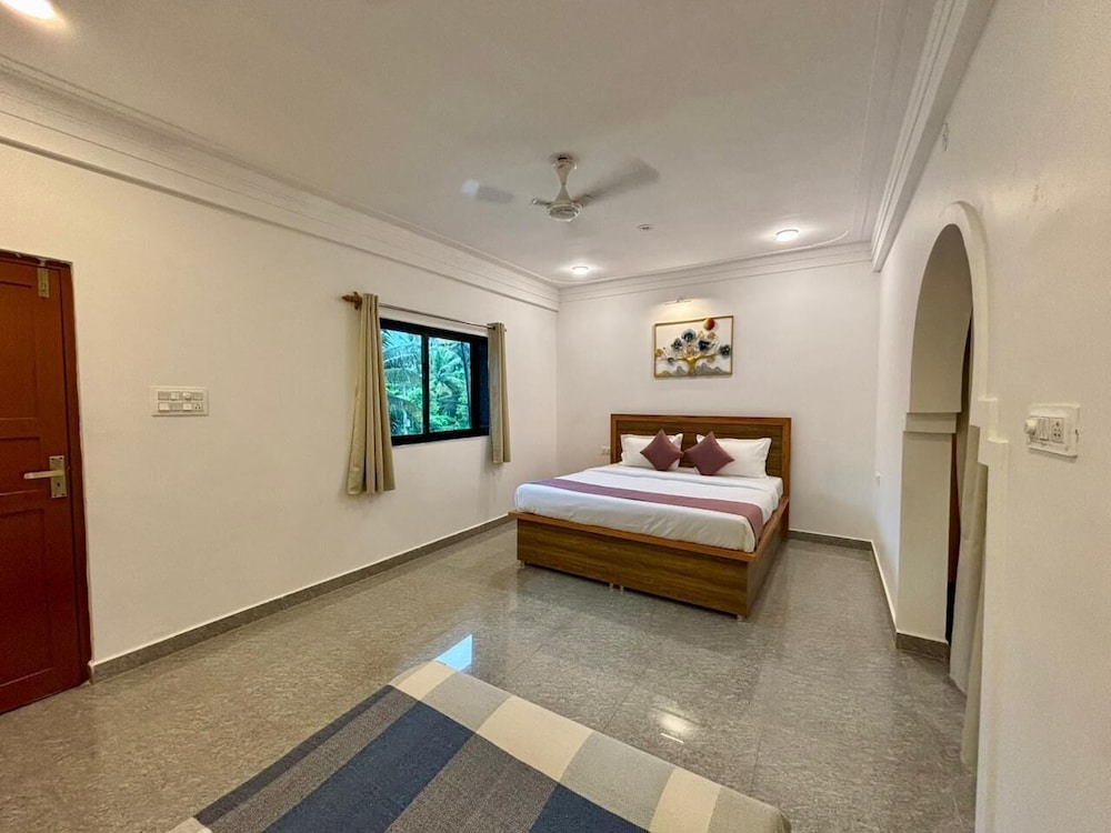 Zuna Stayz Morjim Goa