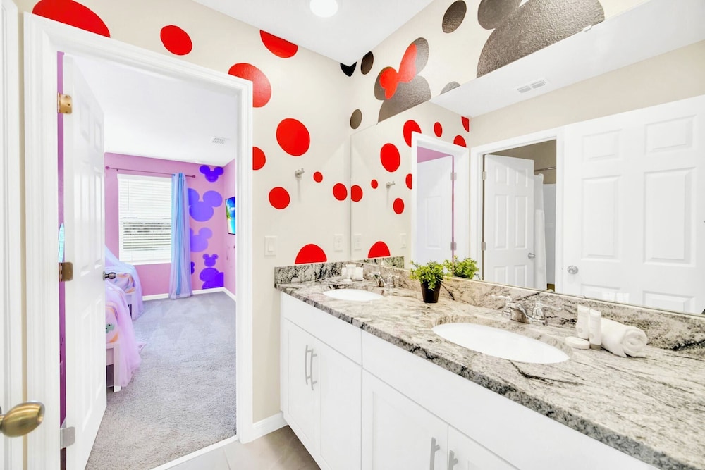 Solara 7BR Resort Home w Pool, Hot Tub & Games