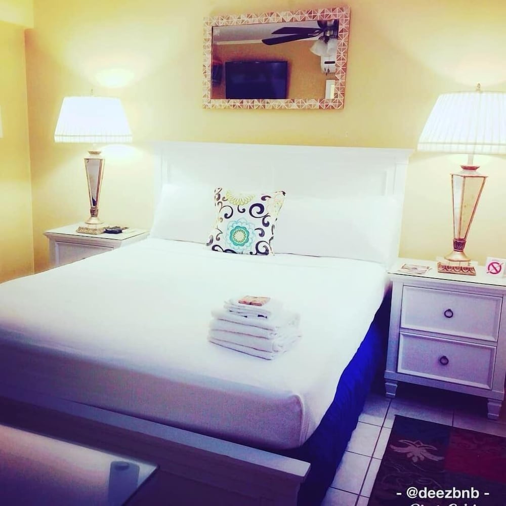 Deez Bed and Breakfast Ocho Rios view 3