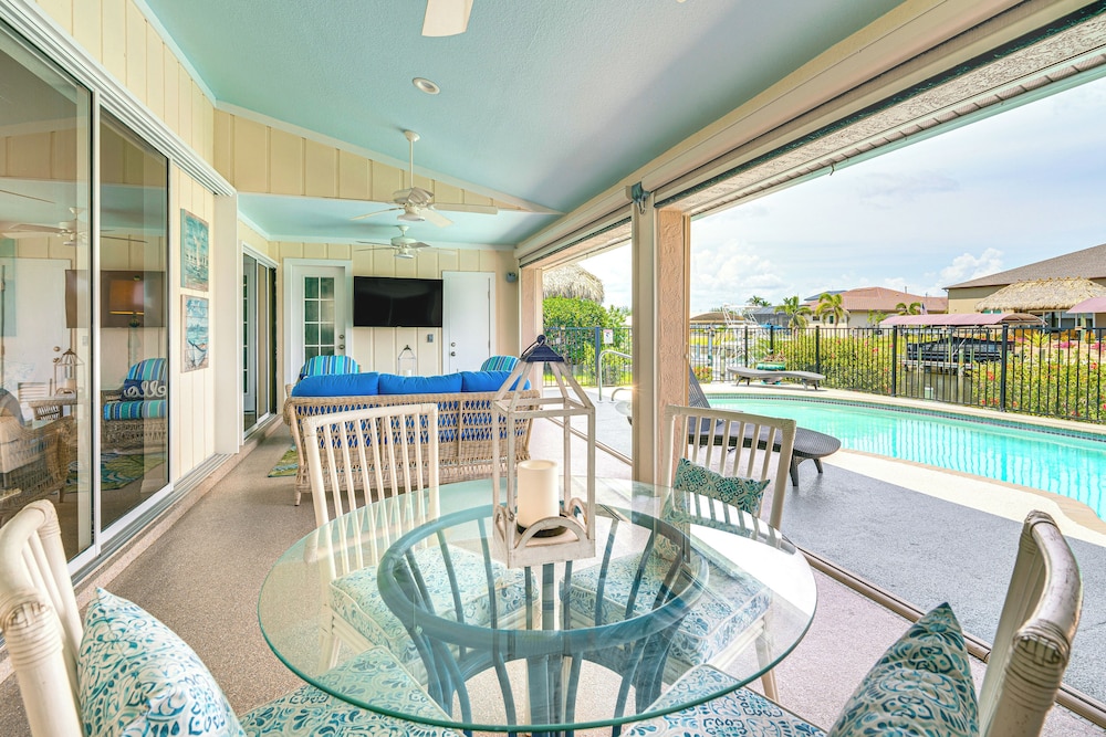 Heated Saltwater Pool & Dock: Port Charlotte Home
