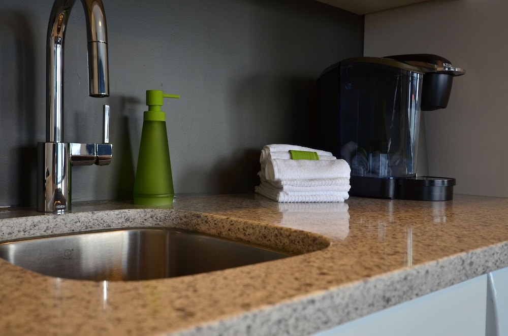First Avenue Executive Suites