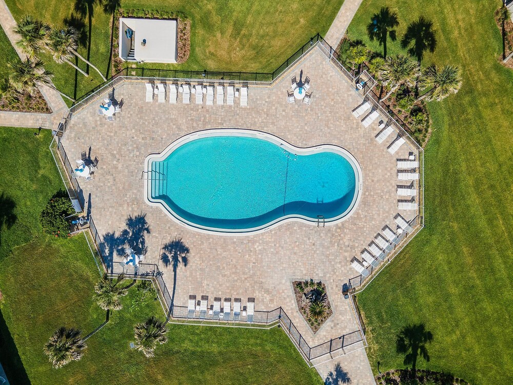 Chateau by the Sea 34B