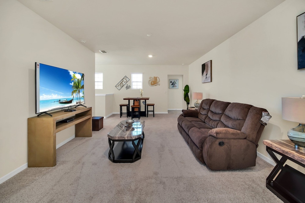 Magical Family Getaway 7BD Villa with