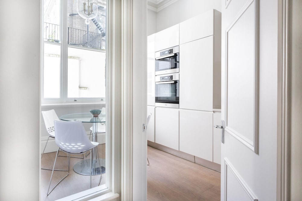 Gledhow Gardens Viii by Onefinestay