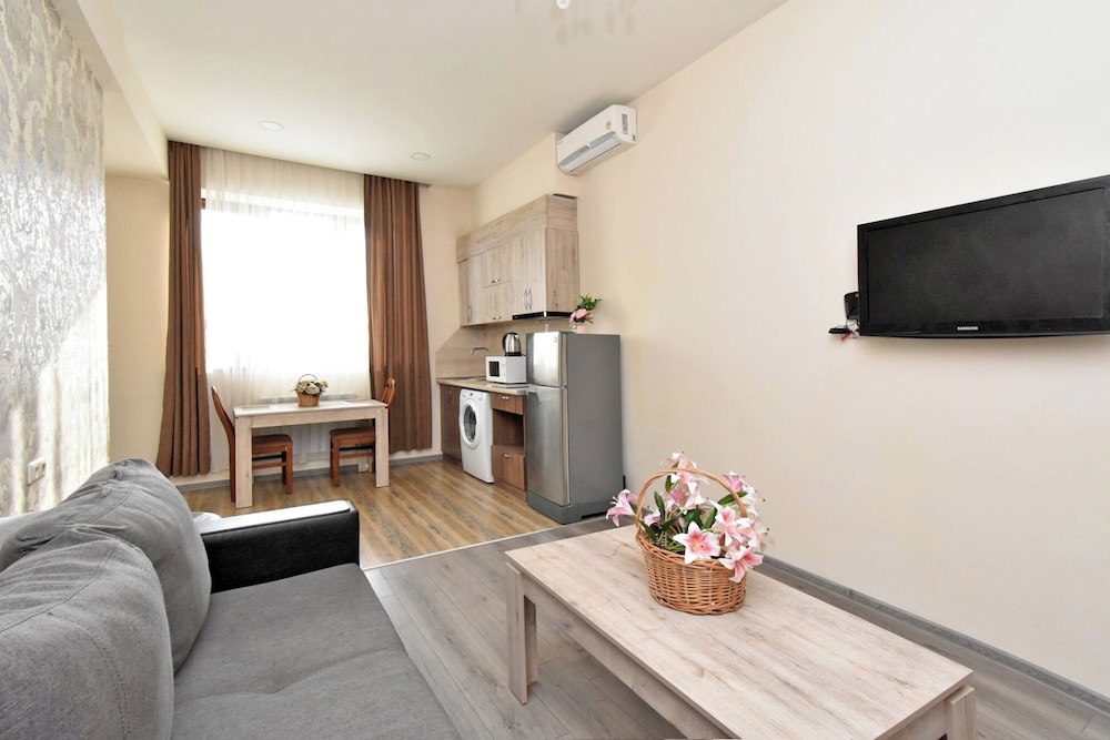 Comfort apartment on Teryan 8