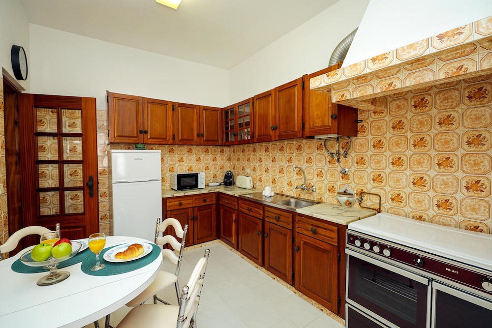B91 - Bairro Apartment in Lagos