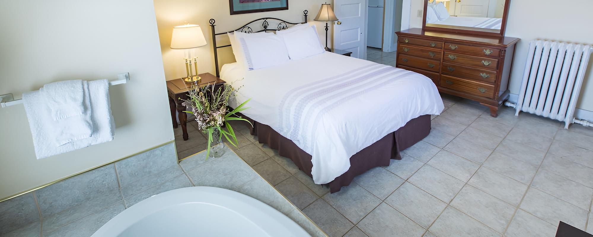 Chipman Hill Suites on Mecklenburg - Image 1