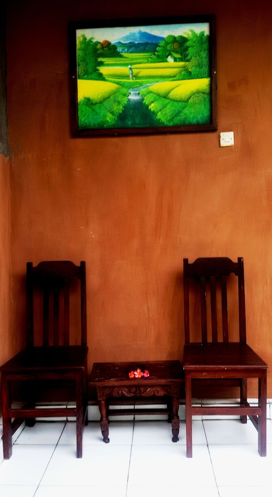 Mami In Homestay