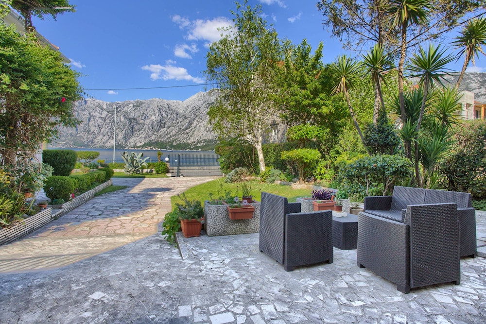 Apartments Ivanovic
