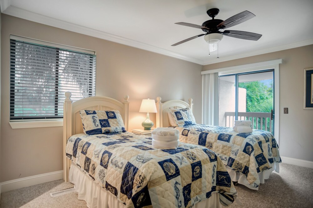 1270 Harbour Town Club at The Sea Pines Resort