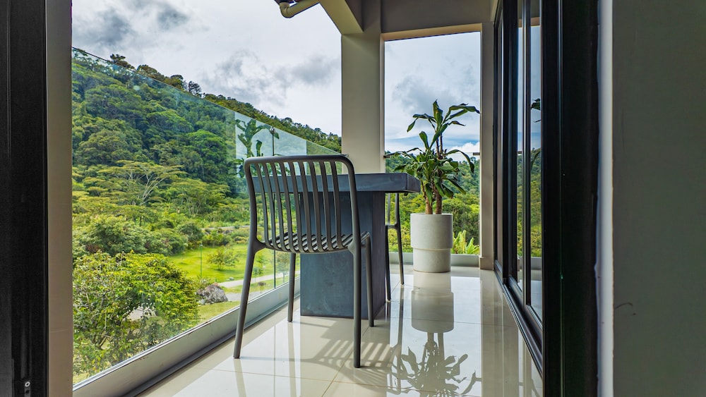 Parkside Plazuela - Tranquility In Boquete 2 Bedroom Condo