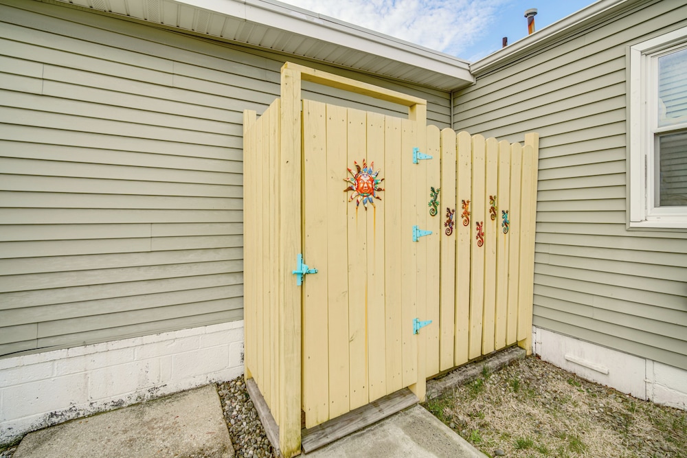 1 Block to Brigantine Beach: Breezy Home w/ Patio!