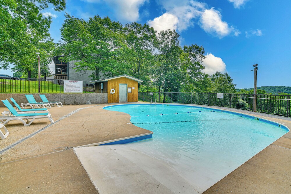 2 Mi to Silver Dollar City: Inviting Family Escape