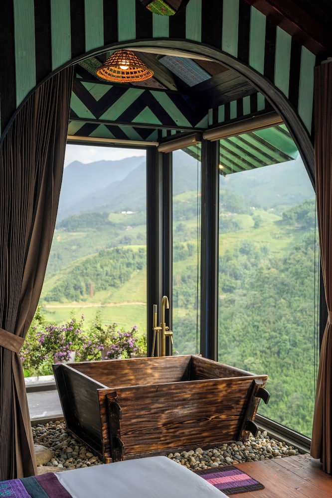 Sapana Mountain Retreat