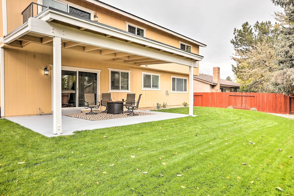 Reno Vacations - Sleek Family Retreat: 4 Mi to Downtown Reno! - Property Image 14
