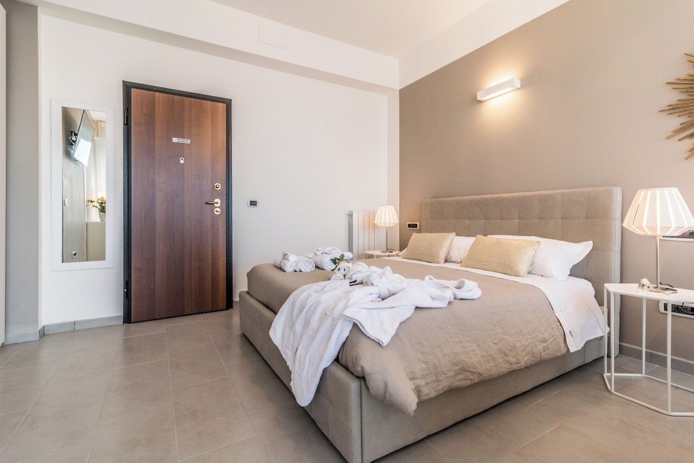 4 Star Suite SPA