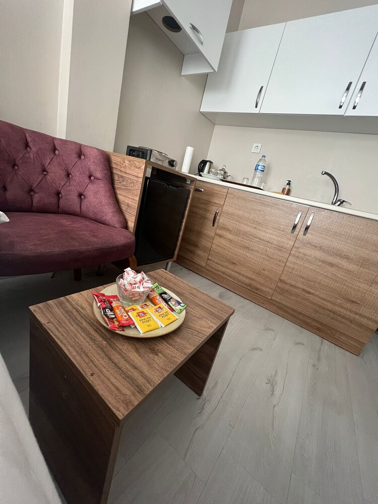 MASSA SUIT