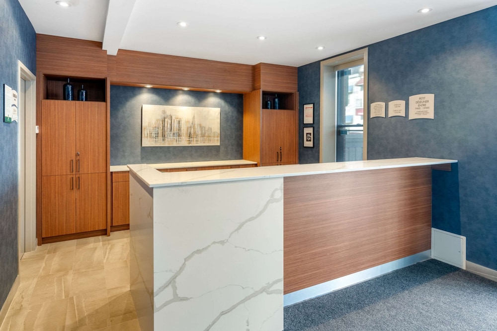 Quality Inn Centre-Ville-2