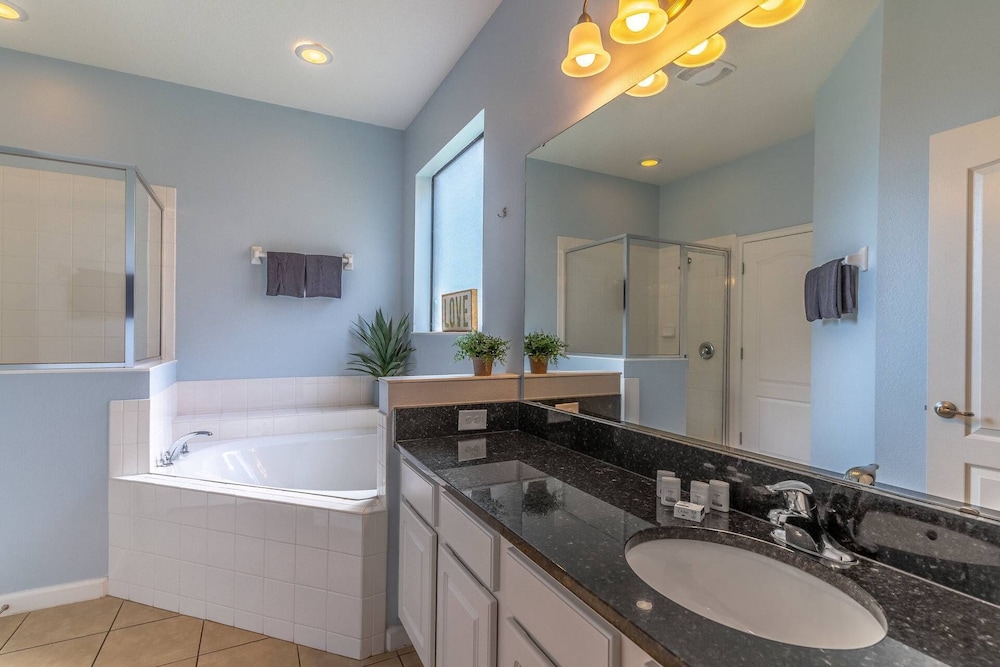2614 Veranda Palms