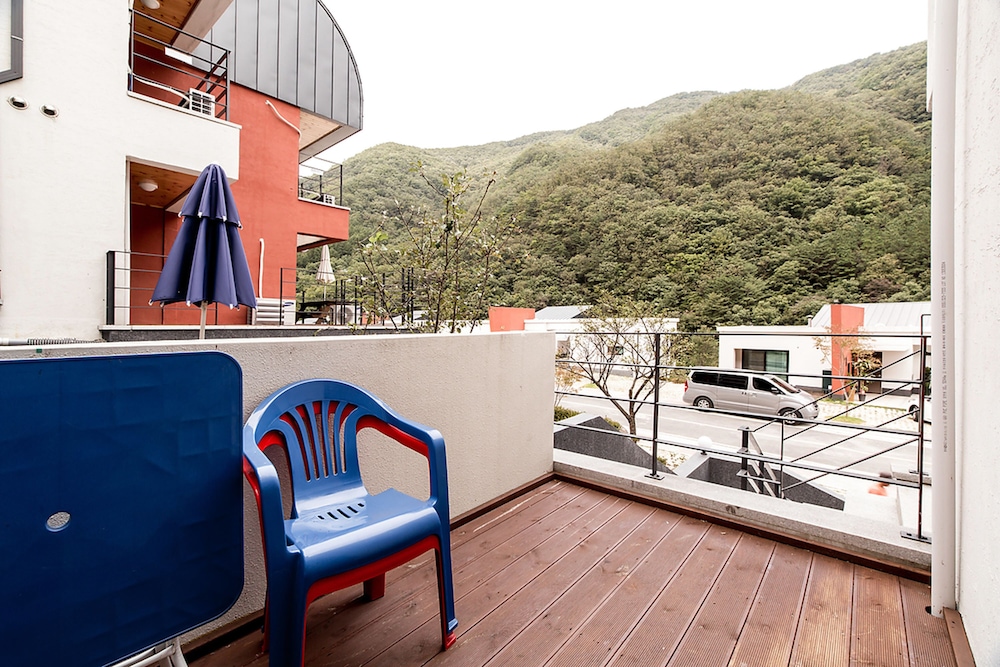 Yeoninsan Hot Spring Resort