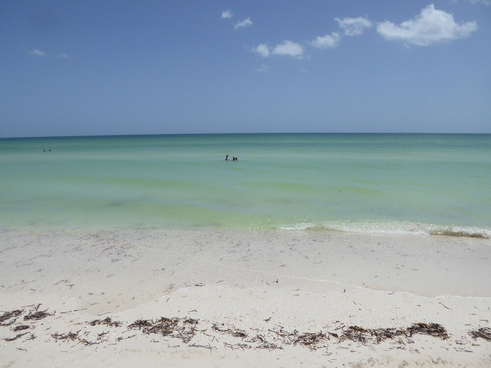 Beachfront Groundfloor Hacienda del Cuyo